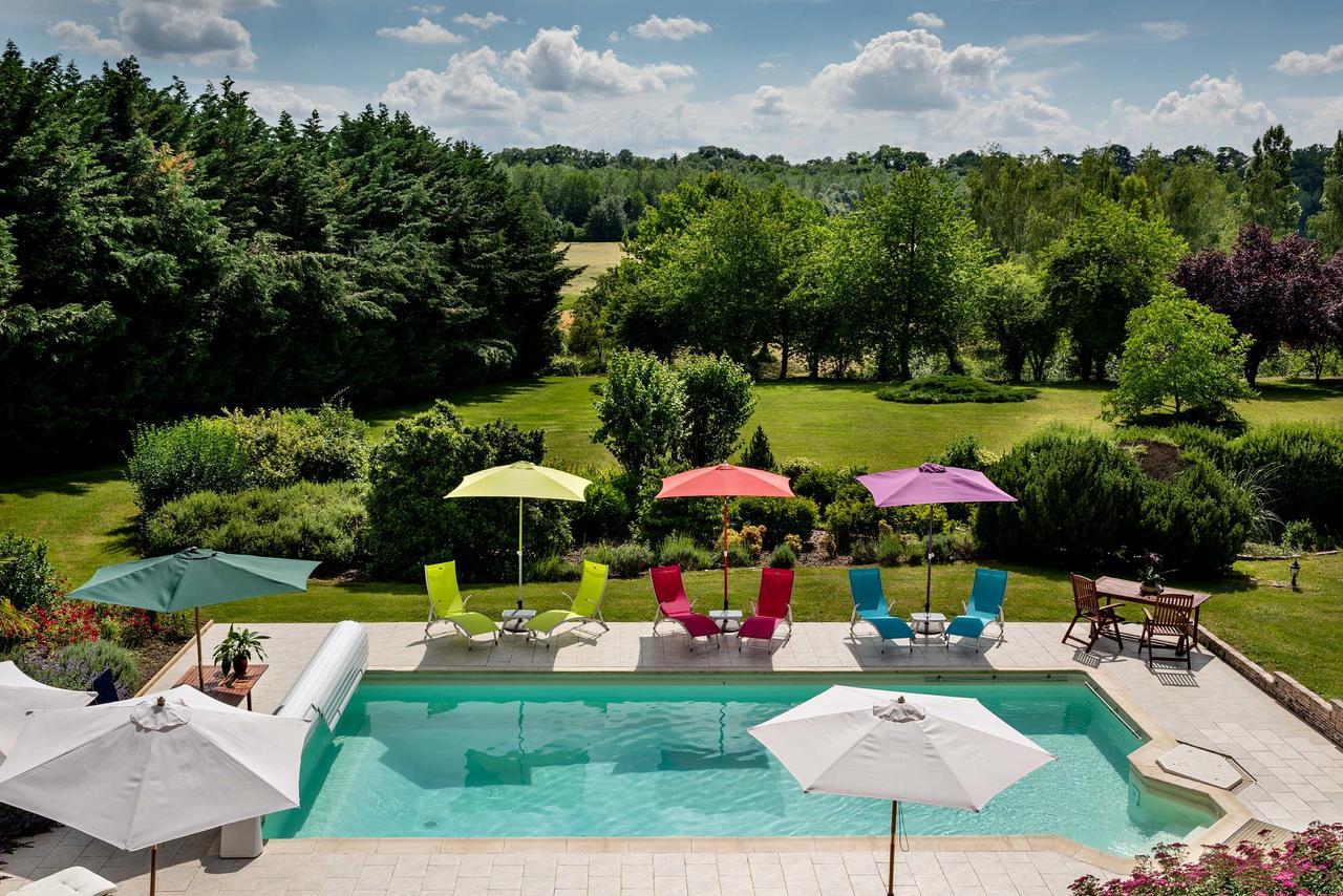 Domaine Du Bois Des Anges Bed & Breakfast Germigny-l'Eveque Exterior photo